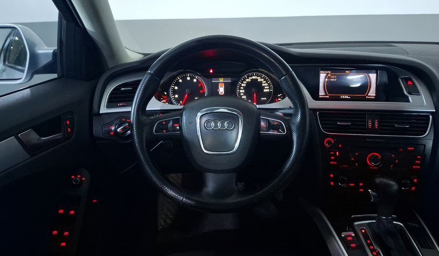 Audi A4 1.8 TFSI TRENDY PLUS MULTITRONIC Sedan 2012