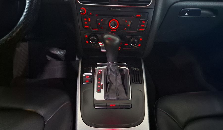 Audi A4 1.8 TFSI TRENDY PLUS MULTITRONIC Sedan 2012