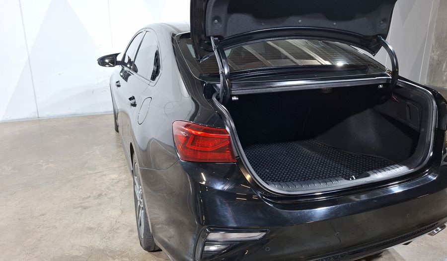 Kia Forte 1.6 GT DCT Sedan 2020