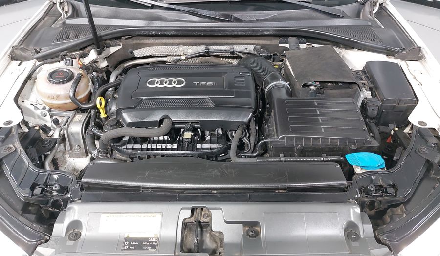 Audi A3 1.8 TFSI AMBIENTE S TRONIC Hatchback 2014
