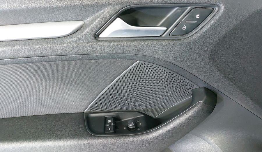 Audi A3 1.8 TFSI AMBIENTE S TRONIC Hatchback 2014