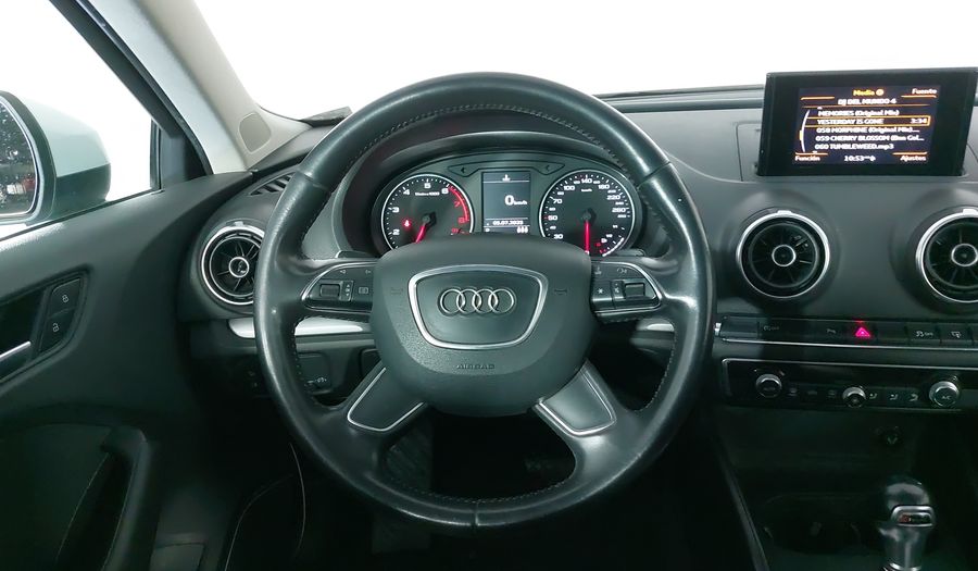 Audi A3 1.8 TFSI AMBIENTE S TRONIC Hatchback 2014