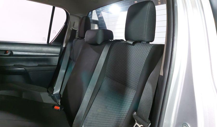 Toyota Hilux 2.7 SR DOBLE CABINA Pickup 2022