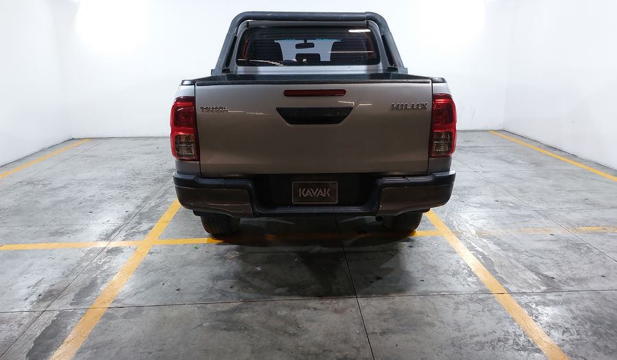 Toyota Hilux 2.7 SR DOBLE CABINA Pickup 2022