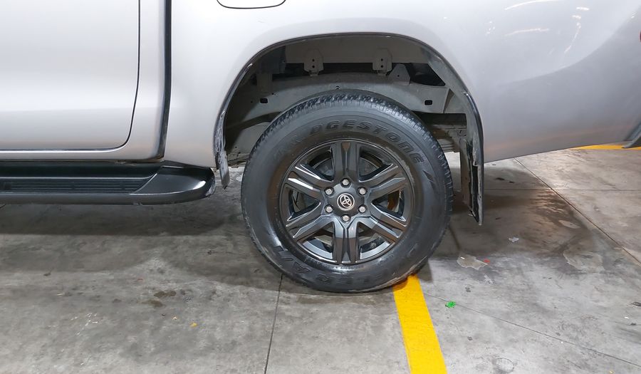 Toyota Hilux 2.7 SR DOBLE CABINA Pickup 2022