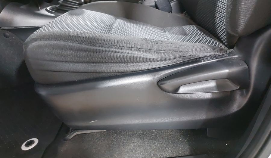 Toyota Hilux 2.7 SR DOBLE CABINA Pickup 2022