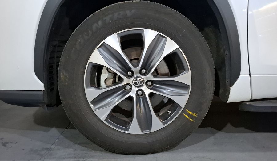 Toyota Highlander 3.5 XLE AUTO Suv 2022