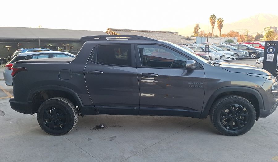Ram 1000 1.8 BIG HORN NIGHT EDITION AUTO DC Pickup 2022