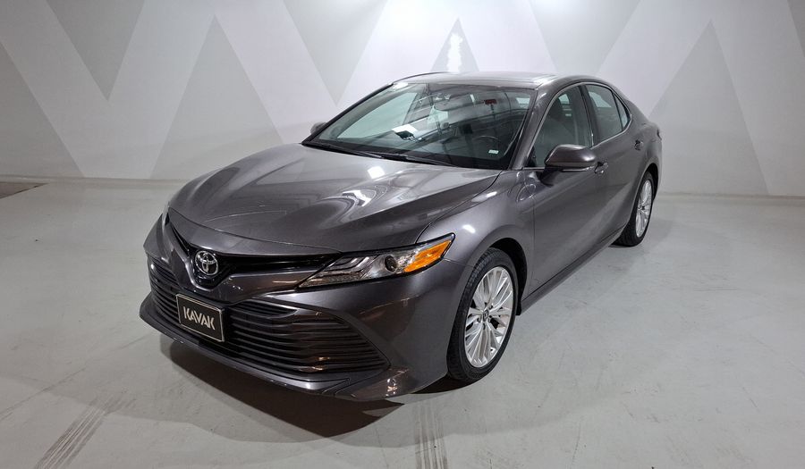 Toyota Camry 2.5 XLE NAVI AUTO Sedan 2019