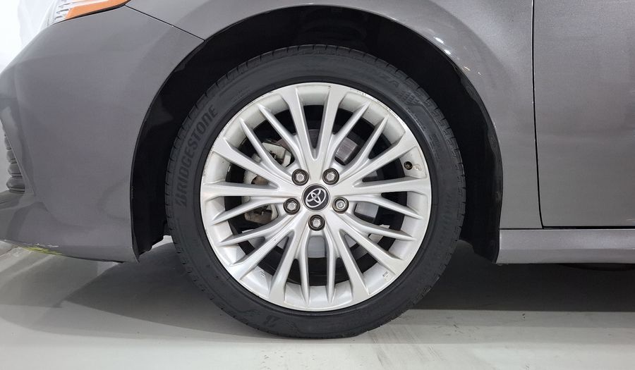 Toyota Camry 2.5 XLE NAVI AUTO Sedan 2019