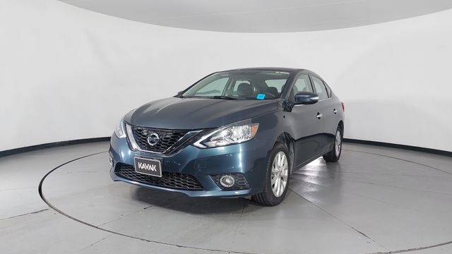 Nissan • Sentra