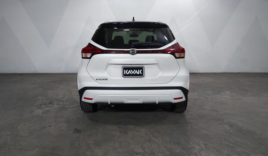 Nissan Kicks 1.6 PLATINUM BI-TONO LTS XTRONIC Suv 2021