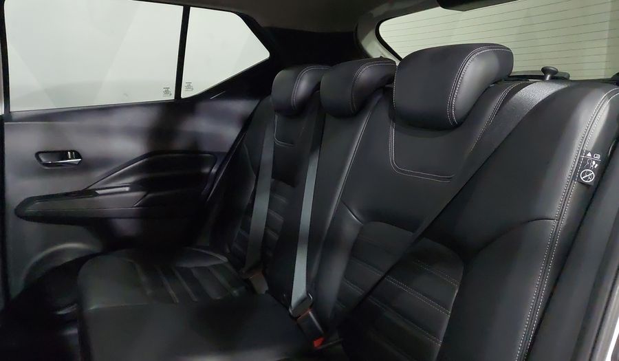 Nissan Kicks 1.6 PLATINUM BI-TONO LTS XTRONIC Suv 2021