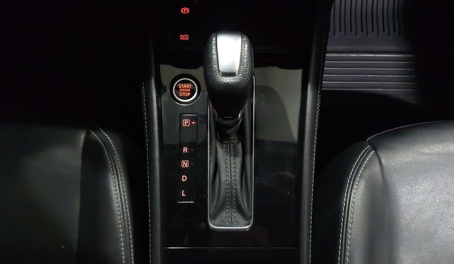Nissan Kicks 1.6 PLATINUM BI-TONO LTS XTRONIC Suv 2021