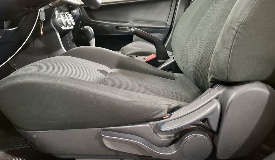Mitsubishi Lancer 2.0 ES CVT Sedan 2015
