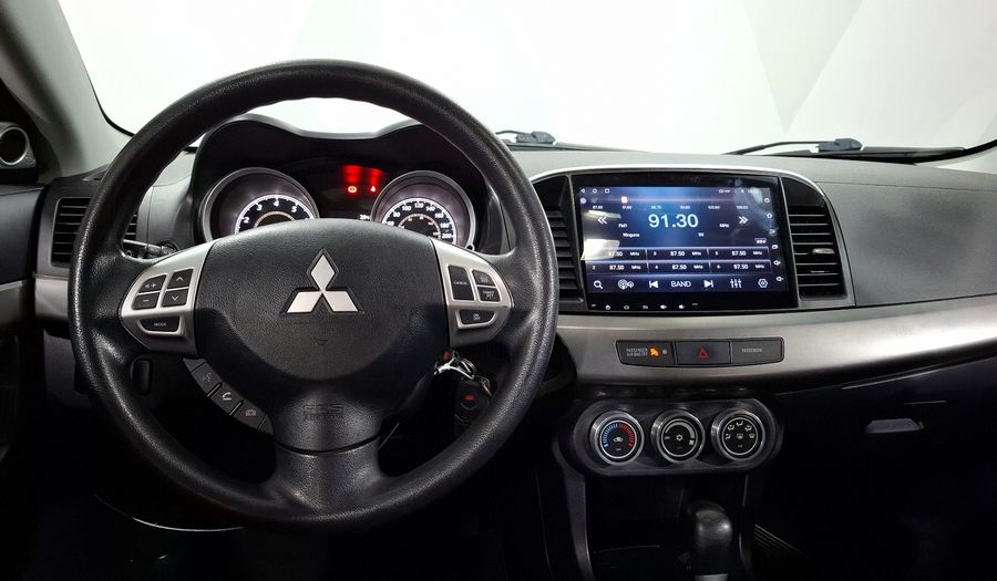 Mitsubishi Lancer 2.0 ES CVT Sedan 2015
