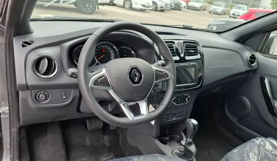 Renault Sandero Stepway 1.6 INTENS CVT Hatchback 2025