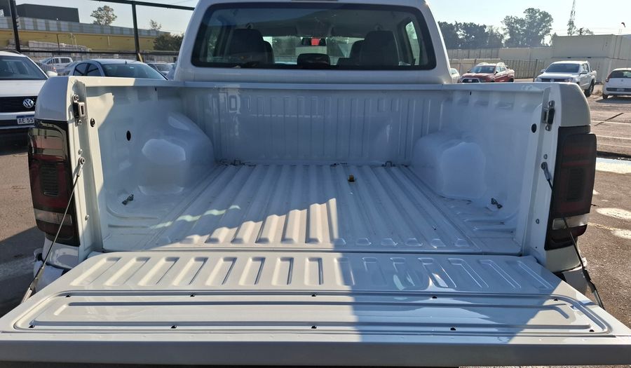 Volkswagen Amarok 2.0 TDI TRENDLINE G2 4X2 MY25 Pickup 2025