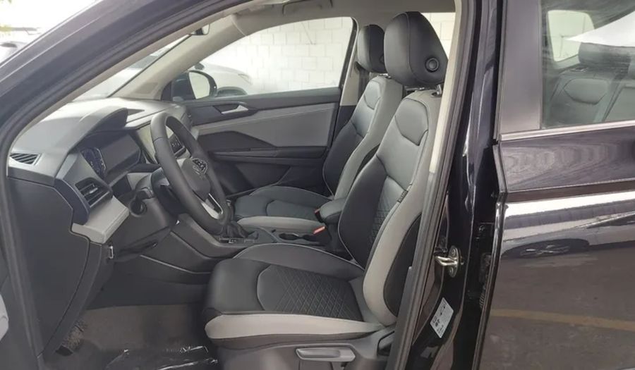 Volkswagen Taos 1.4 250 TSI COMFORTLINE AUTO MY24 Suv 2025