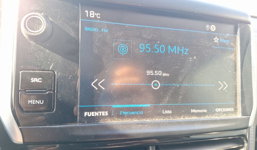 Peugeot 208 1.2 PURETECH 82 HP SIGNATURE Hatchback 2020