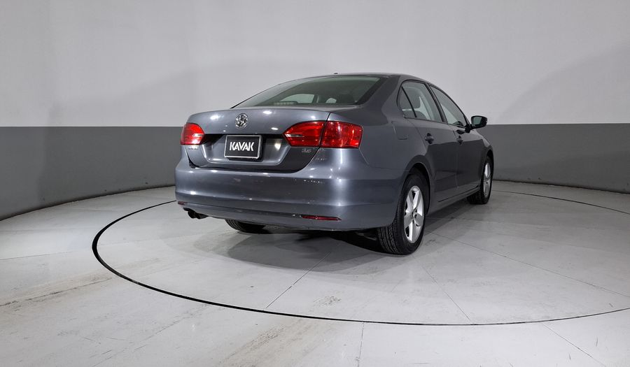 Volkswagen Jetta 2.5 STYLE TIPTRONIC Sedan 2011