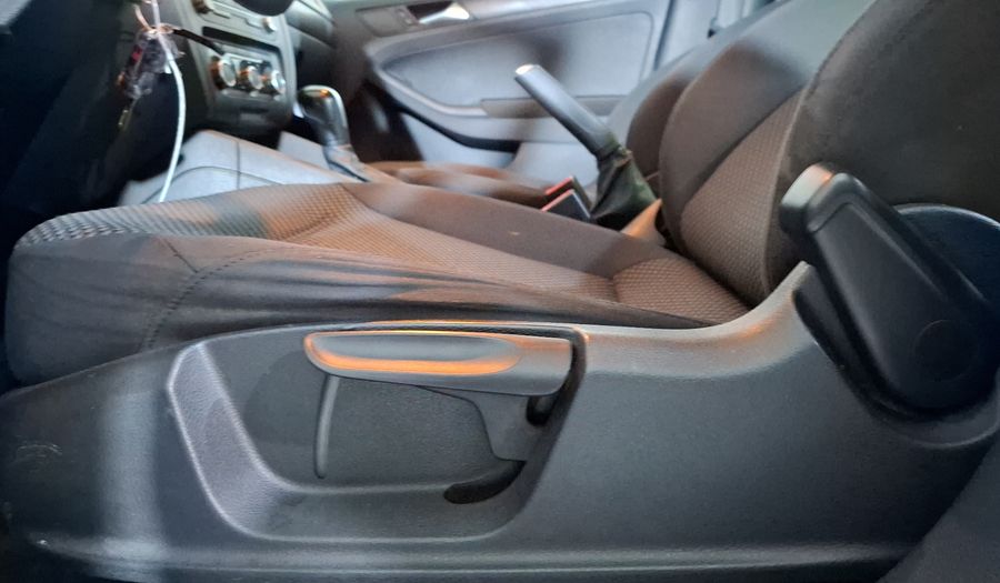 Volkswagen Jetta 2.5 STYLE TIPTRONIC Sedan 2011