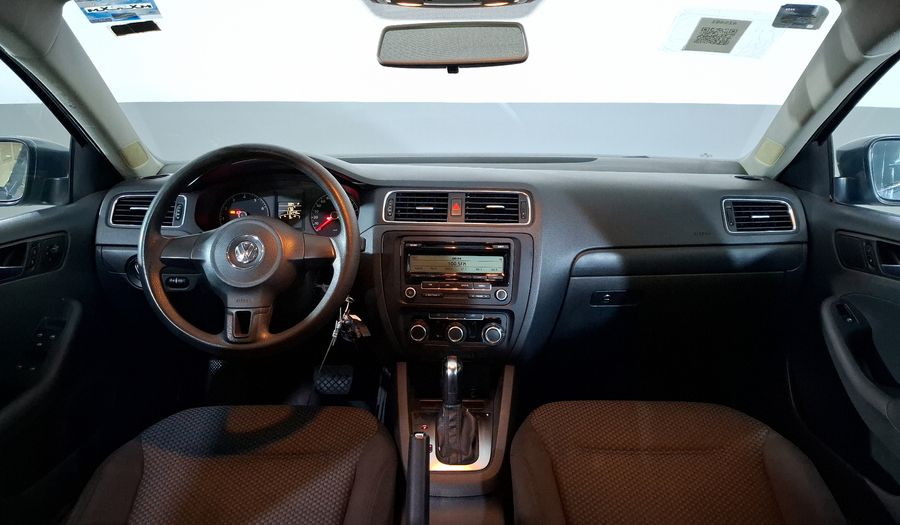 Volkswagen Jetta 2.5 STYLE TIPTRONIC Sedan 2011