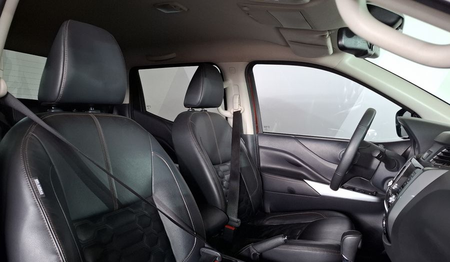 Nissan Frontier 2.5 PLATINUM LE AUTO Pickup 2022