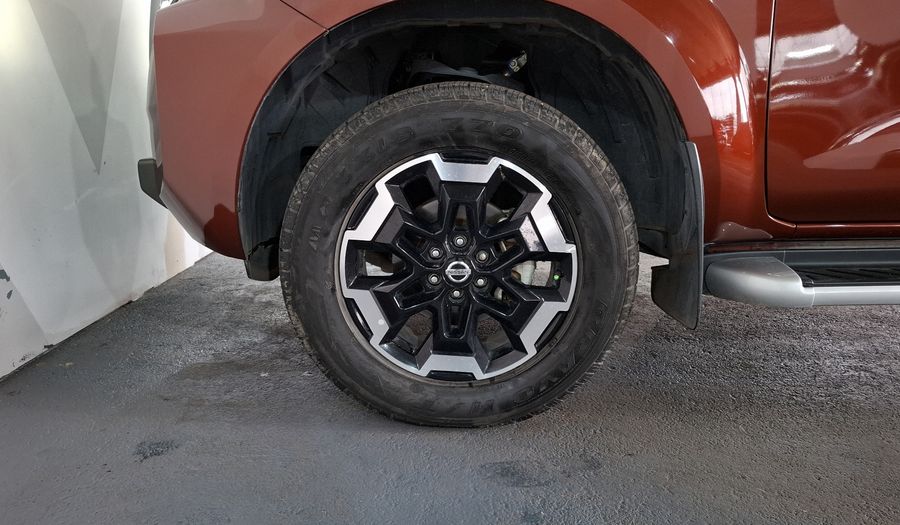 Nissan Frontier 2.5 PLATINUM LE AUTO Pickup 2022