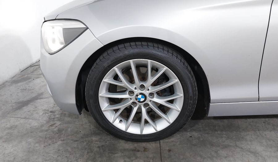 Bmw Serie 1 1.6 118IA Hatchback 2013