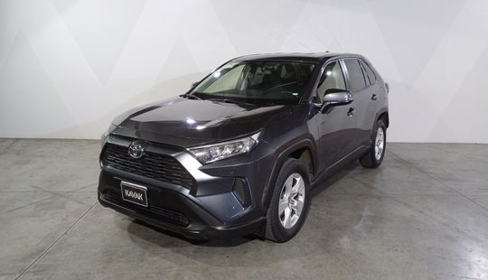 Toyota • RAV4