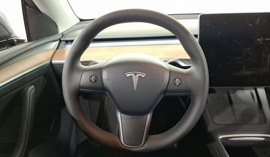 Tesla Model Y BEV RWD AUTO Suv 2023