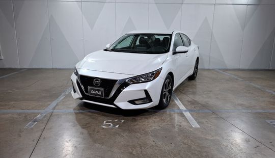 Nissan • Sentra