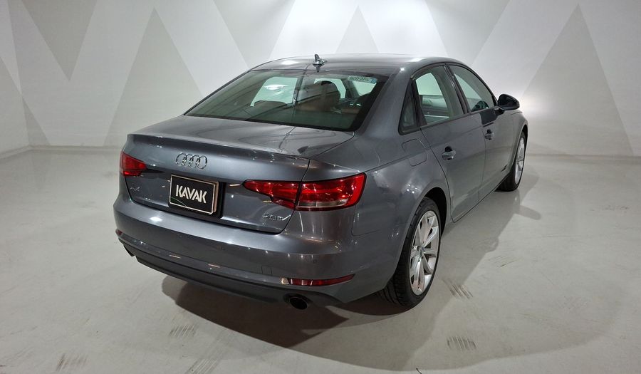 Audi A4 2.0 TFSI DYNAMIC S-TRONIC Sedan 2017