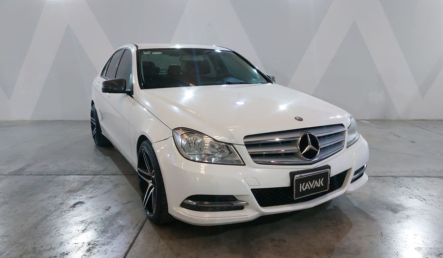 Mercedes Benz Clase C 1.6 180 CGI AT Sedan 2013