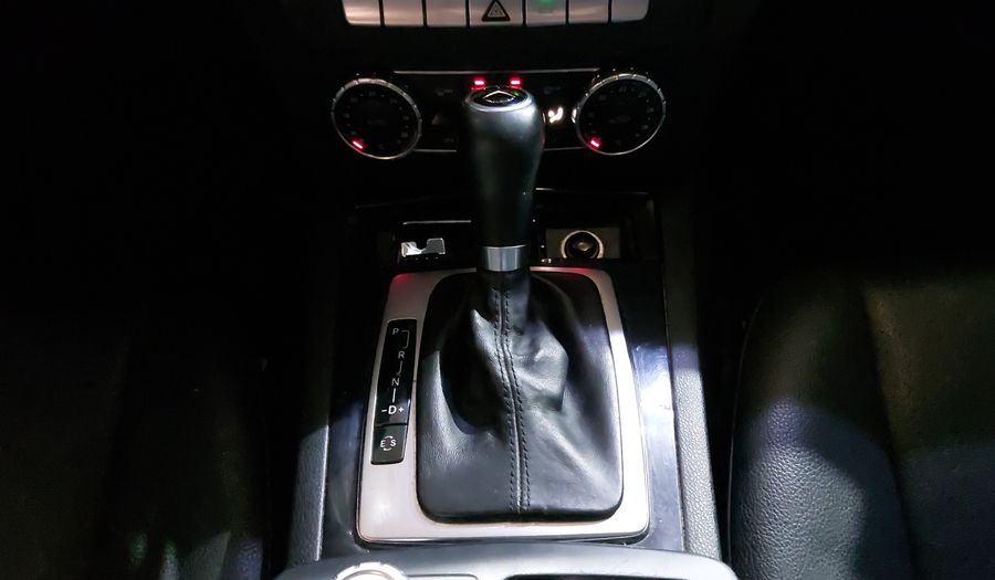 Mercedes Benz Clase C 1.6 180 CGI AT Sedan 2013