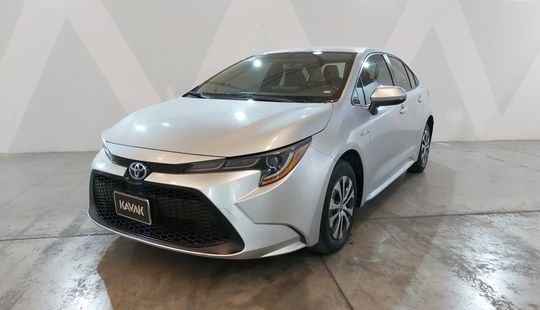 Toyota • Corolla