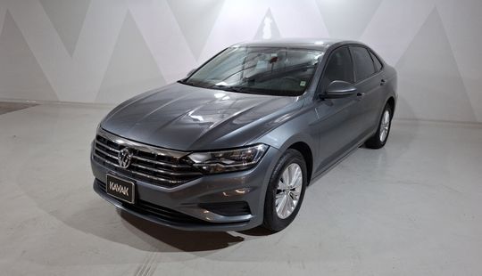 Volkswagen • Jetta