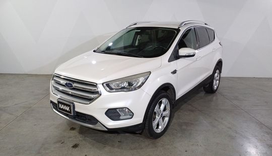 Ford • Escape