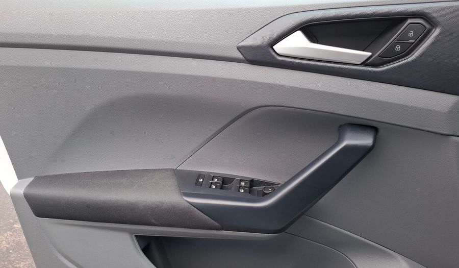 Volkswagen T-cross 1.6 TRENDLINE MY21 Suv 2020