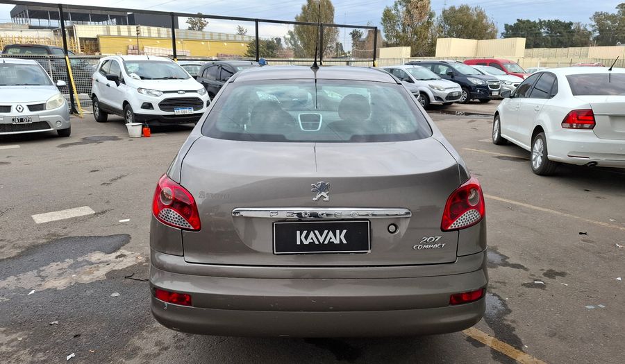 Peugeot 207 1.4 XS COMPACT Sedan 2011