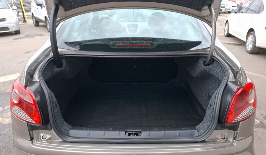 Peugeot 207 1.4 XS COMPACT Sedan 2011