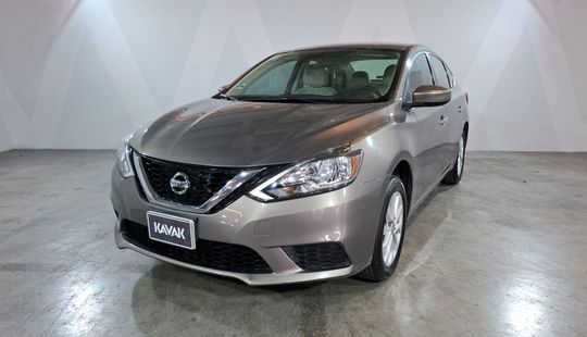 Nissan • Sentra