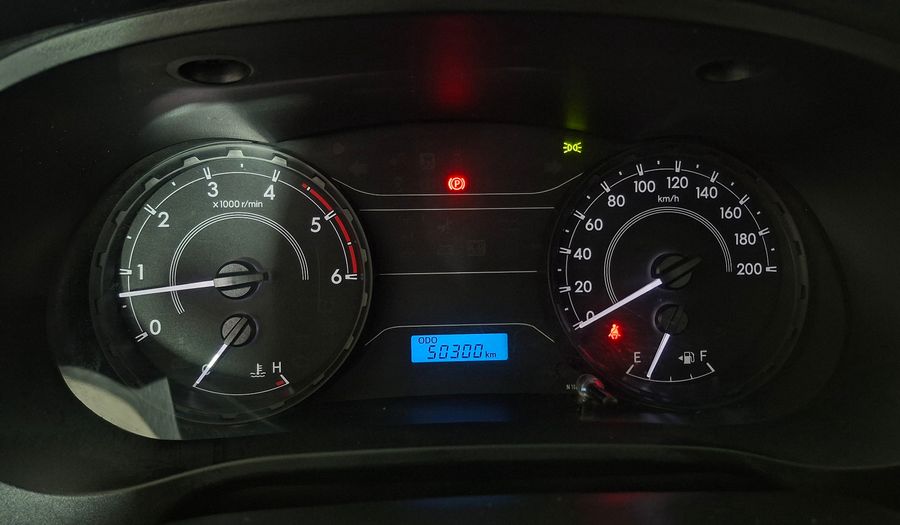 Toyota Hilux 2.4D DX Pickup 2022
