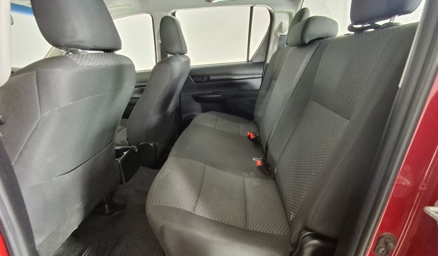 Toyota Hilux 2.4D DX Pickup 2022