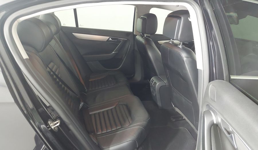 Volkswagen Passat TSI Sedan 2015