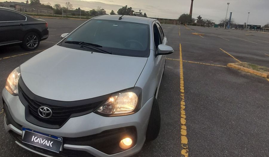Toyota Etios 1.5 XLS PACK AUTO Hatchback 2023