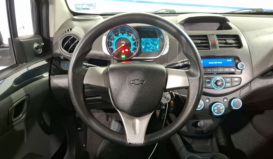 Chevrolet Spark 1.4 LT B MT Hatchback 2017