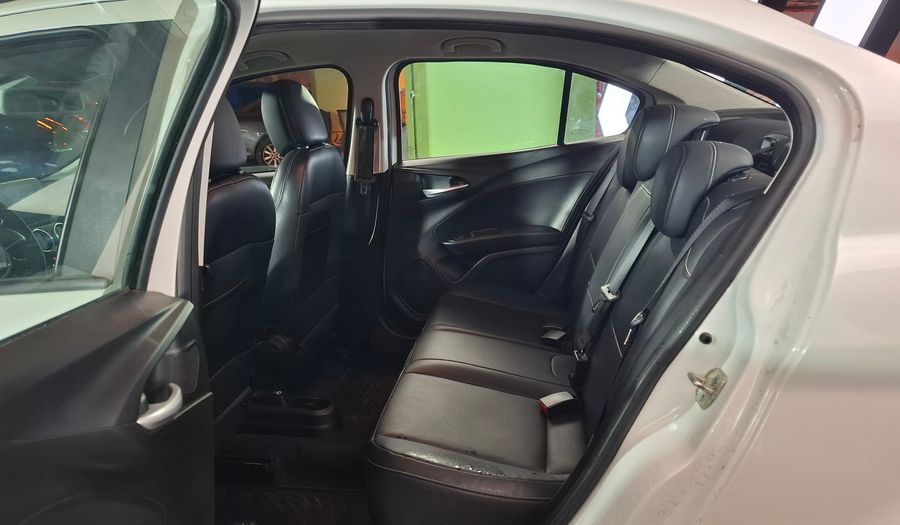 Fiat Cronos 1.8 PRECISION PACK PREMIUM Sedan 2021