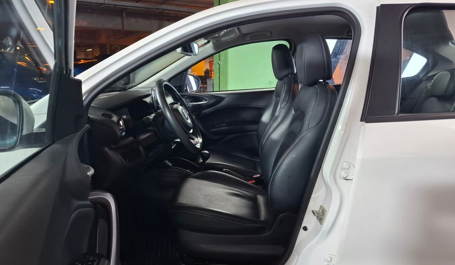 Fiat Cronos 1.8 PRECISION PACK PREMIUM Sedan 2021
